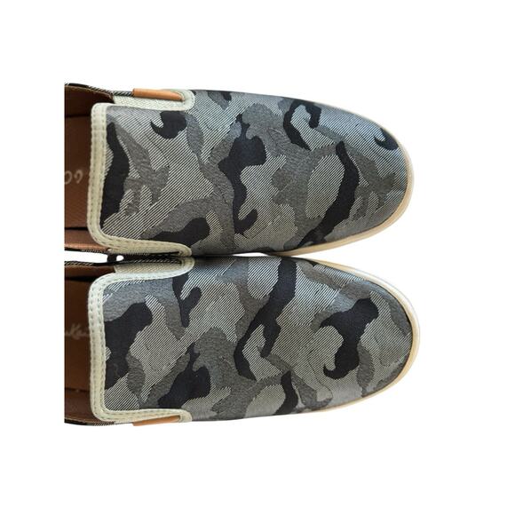 OluKai Pehuea Pa'i Convertible Sneaker‎ Camo colored. Size US W8 - Picture 3 of 11